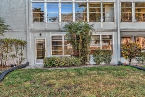 6650 Oriole Boulevard, Delray Beach, FL 33446 - MLS#R11165702