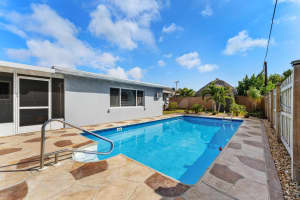 1042 23rd Avenue, Boynton Beach, FL 33426 - MLS#R11165734