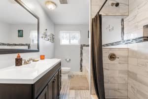 1042 23rd Avenue, Boynton Beach, FL 33426 - MLS#R11165734