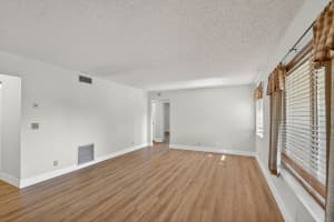 4996 Sable Pine Circle, West Palm Beach, FL 33417 - MLS#R11165743