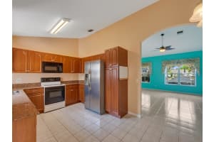 352 Tuscany Way, Port Saint Lucie, FL 34986 - MLS#R11165748