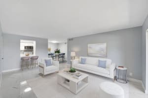 9960 Pineapple Tree Drive, Boynton Beach, FL 33436 - MLS#R11165755