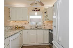 56 Woodland Drive, Vero Beach, FL 32962 - MLS#R11165777