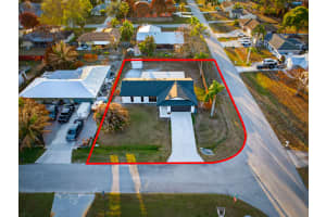 2202 Glover Street, Port St Lucie, FL 34984 - MLS#R11165779