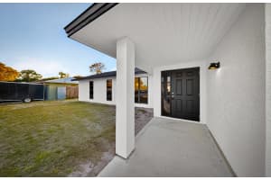 2202 Glover Street, Port St Lucie, FL 34984 - MLS#R11165779