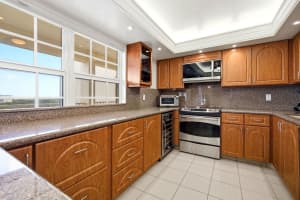 3507 Oaks Way, Pompano Beach, FL 33069 - MLS#R11165837