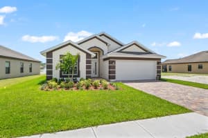 569 Dillard Drive, Palm Bay, FL 32909 - MLS#R11165844