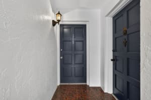 28 Yacht Club Drive, Juno Beach, FL 33408 - MLS#R11165858