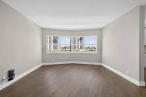 28 Yacht Club Drive, Juno Beach, FL 33408 - MLS#R11165858