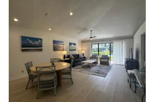 402 Club Drive, Palm Beach Gardens, FL 33418 - MLS#R11165865