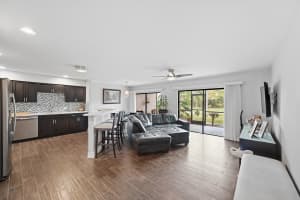 5550 Coach House Circle, Boca Raton, FL 33486 - MLS#R11165907