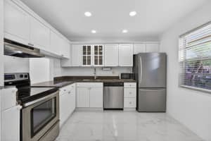 105 Lake Irene Drive, West Palm Beach, FL 33411 - MLS#R11165956