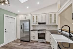 5423 Palm Springs Lane, Boynton Beach, FL 33437 - MLS#R11165993