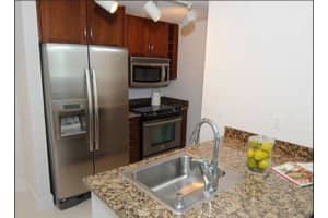 400 Federal Highway, Boynton Beach, FL 33435 - MLS#R11166033