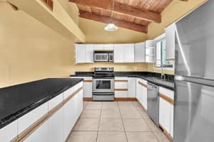 2438 Southridge Road, Delray Beach, FL 33444 - MLS#R11166038