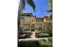 270 69th Circle, Boca Raton, FL 33487 - MLS#R11166043