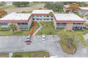 12 Vista Palm Lane, Vero Beach, FL 32962 - MLS#R11166047