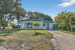 501 Emil Drive, Fort Pierce, FL 34982 - MLS#R11166068