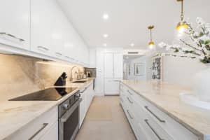 2784 Ocean Boulevard, Palm Beach, FL 33480 - MLS#R11166078