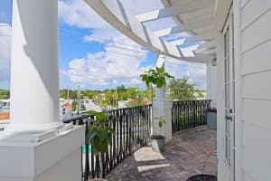 1970 Dixie Highway, West Palm Beach, FL 33401 - MLS#R11166095