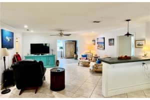 3329 10th Street, Vero Beach, FL 32968 - MLS#R11166104