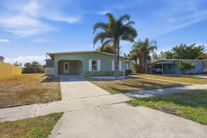2817 Pocatello Road, Port Saint Lucie, FL 34952 - MLS#R11166109