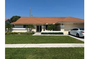 9320 Sun Pointe Drive, Boynton Beach, FL 33437 - MLS#R11166110