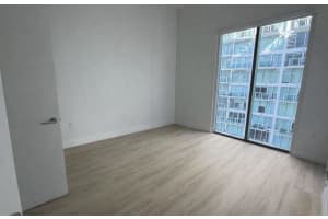 31 6th Street, Miami, FL 33131 - MLS#R11166149