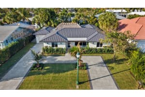 125 Cascade Lane, Riviera Beach, FL 33404 - MLS#R11166172