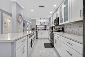 5675 Queen Palm Ct E, Delray Beach, FL 33484, Delray Beach, FL 33484 - MLS#R11166186