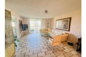 4735 Lucerne Lakes Boulevard, Lake Worth, FL 33467 - MLS#R11166214