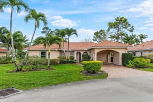 2 Fairway Drive, Boynton Beach, FL 33436 - MLS#R11166218