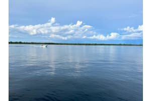 52 Yacht Club Drive, North Palm Beach, FL 33408 - MLS#R11166244