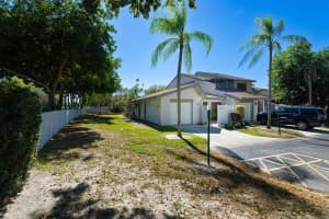 6670 Canary Palm Circle, Boca Raton, FL 33433 - MLS#R11166258