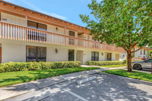 348 Brackenwood Circle, Palm Beach Gardens, FL 33418 - MLS#R11166265