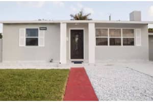 746 Locust Street, West Palm Beach, FL 33405 - MLS#R11166274