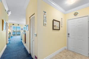 806 Windward Way, Lantana, FL 33462 - MLS#R11166373