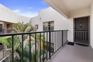 7507 La Paz Boulevard, Boca Raton, FL 33433 - MLS#R11166386