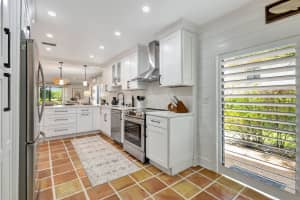 27 Westgate Lane, Boynton Beach, FL 33436 - MLS#R11166447