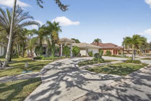 221 Cypress Trace, West Palm Beach, FL 33411 - MLS#R11166495