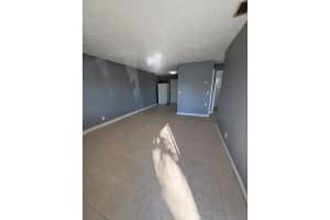 1121 11th Street, West Palm Beach, FL 33401 - MLS#R11166507