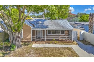 1204 Easter Avenue, Fort Pierce, FL 34950 - MLS#R11166516