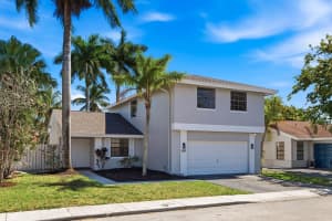 820 Rock Hill Avenue, Davie, FL 33325 - MLS#R11166520