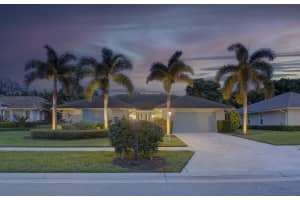 2558 Monaco Terrace, Palm Beach Gardens, FL 33410 - MLS#R11166524