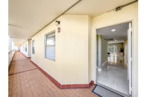 1802 Eleuthera Point, Pompano Beach, FL 33063 - MLS#R11166594