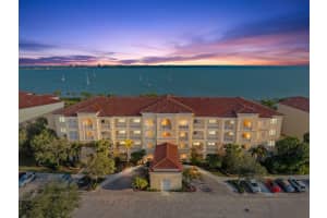 25 Harbour Isle Drive, Fort Pierce, FL 34949 - MLS#R11166597