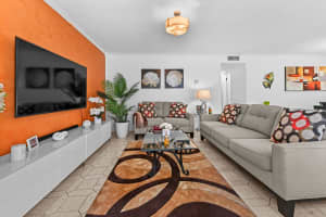 200 12th Avenue, Hallandale Beach, FL 33009 - MLS#R11166599