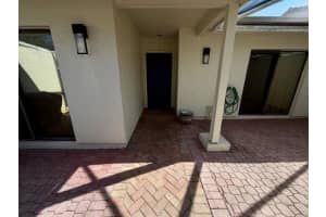 1 Eastgate Drive, Boynton Beach, FL 33436 - MLS#R11166633