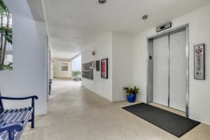 945 Oak Harbour Drive, North Palm Beach, FL 33408 - MLS#R11166720