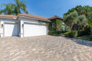 2690 Players Court, Wellington, FL 33414 - MLS#R11166723